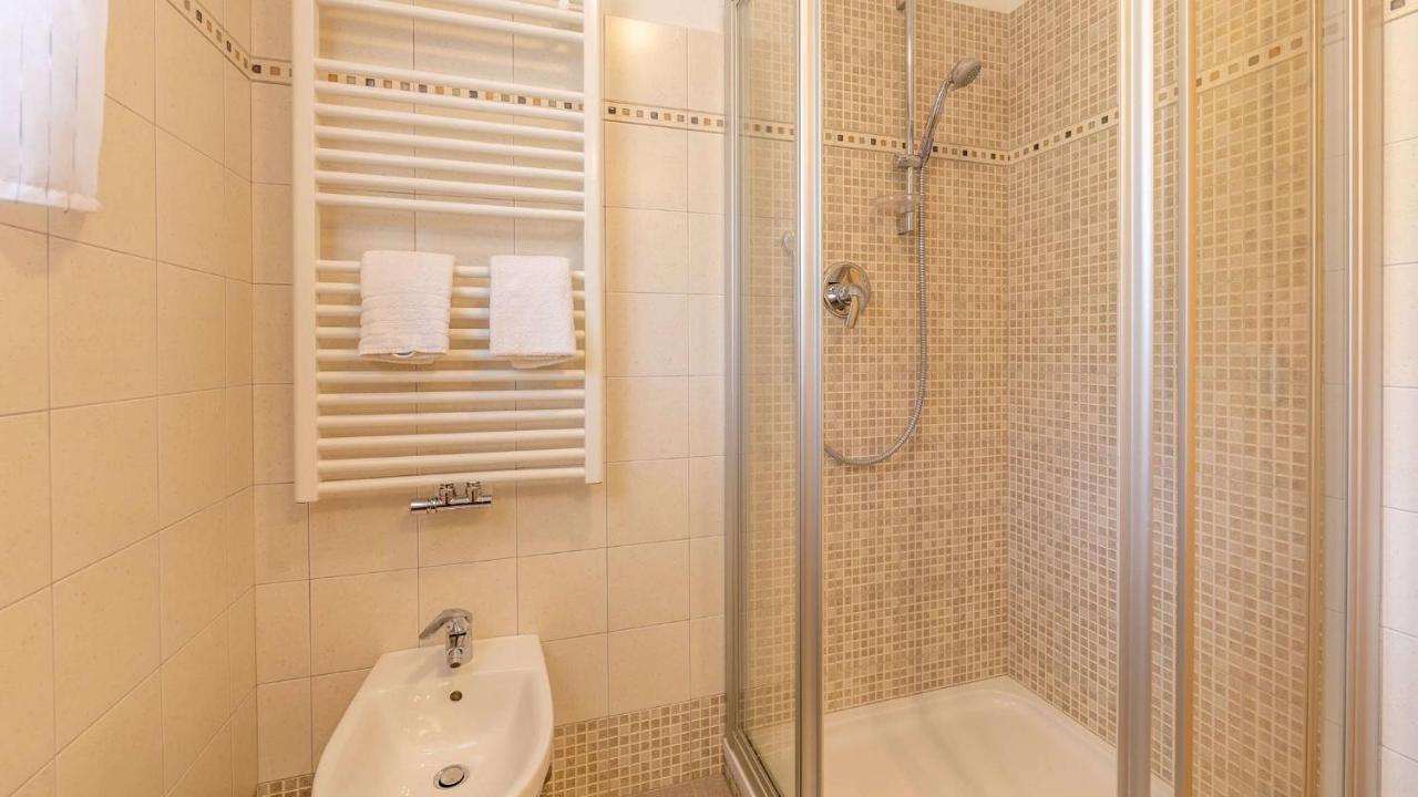 Agriturism Gscnara Apartment Сан Мартино ин Бадия Екстериор снимка